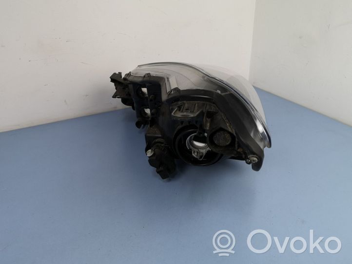 Toyota Yaris Headlight/headlamp 0D158