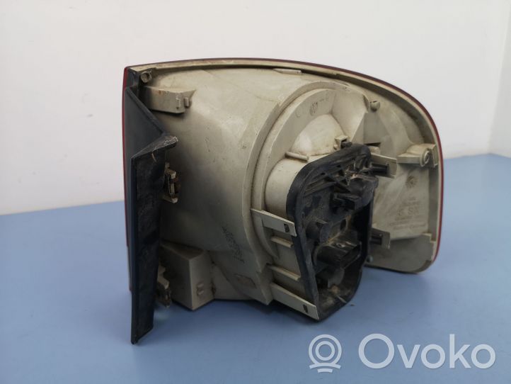 Volkswagen Touareg I Lampa tylna 7L6945095K