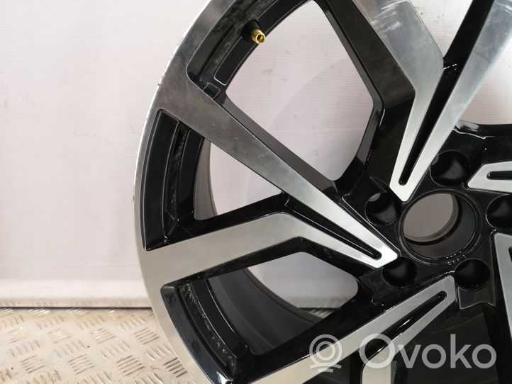 Volkswagen Polo VI AW Обод (ободья) колеса из легкого сплава R 18 2G0601025AC