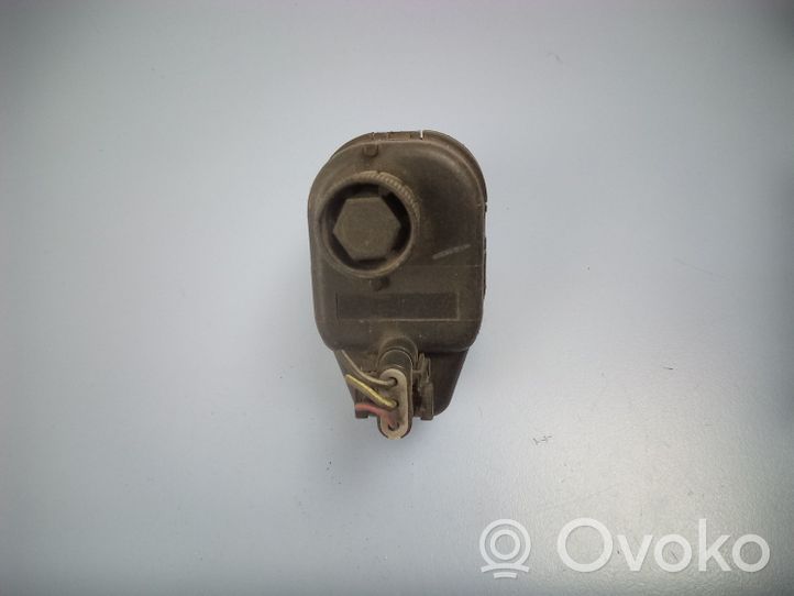 Opel Kadett E Moteur de réglage du niveau des phares 0307851309