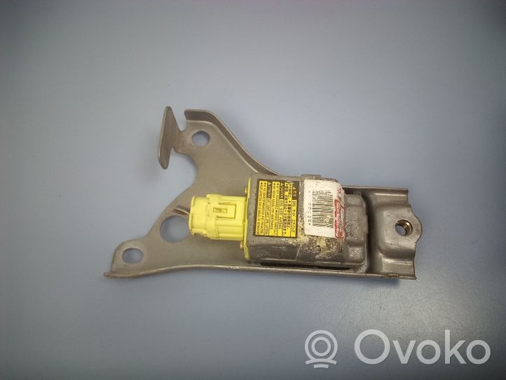 Toyota Yaris Verso Sensore d’urto/d'impatto apertura airbag 8986052010