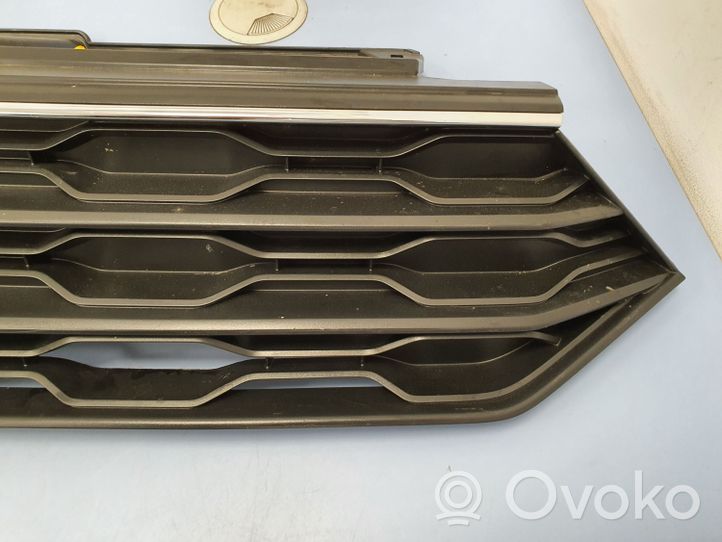 Volkswagen T-Roc Griglia superiore del radiatore paraurti anteriore 2GA853343B