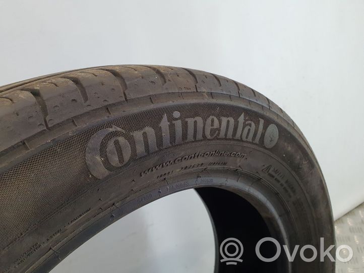 Mercedes-Benz C W205 R17 summer tire 