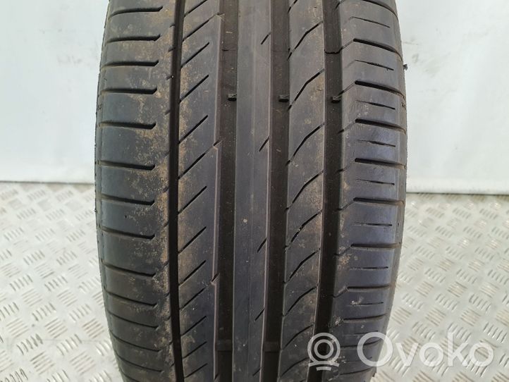 Audi Q7 4M R18 summer tire 