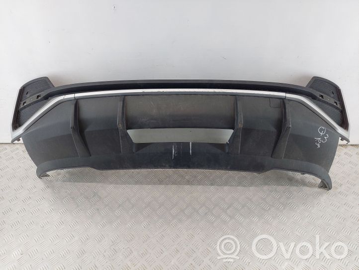 Audi Q3 F3 Takapuskurin alaosan lista 83F807521A