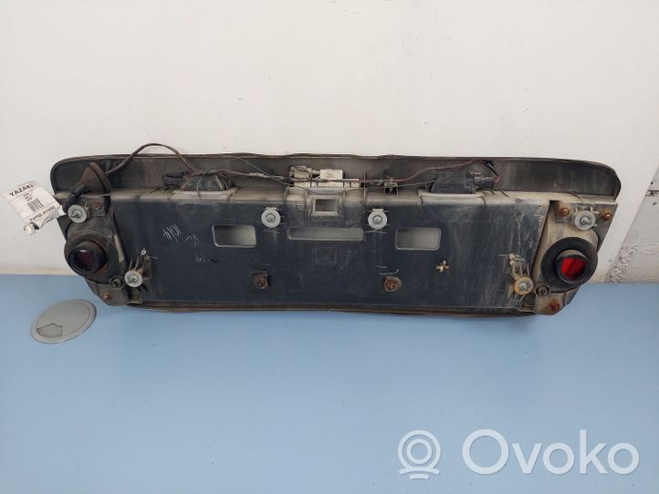 Nissan Primera Garniture de hayon 90810AU400