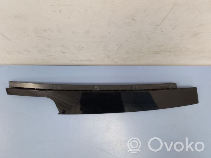 BMW 3 F30 F35 F31 Moulure de porte avant 51337263383