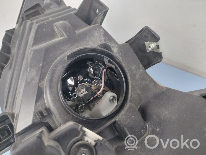 Iveco Daily 6th gen Lampa przednia 5801473749