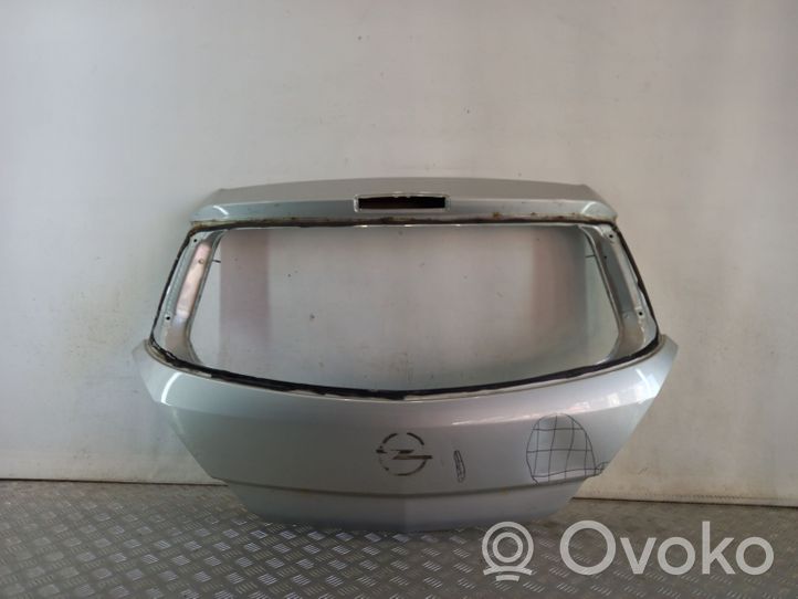 Opel Astra H Tylna klapa bagażnika 93178817