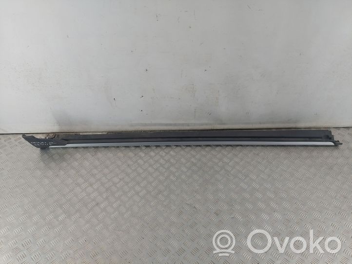 Volkswagen PASSAT B8 Kynnys 3G9853856