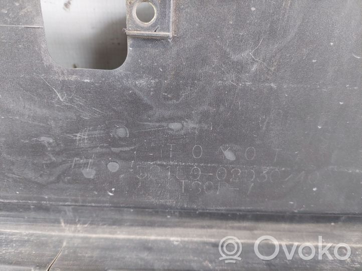 Toyota Auris E180 Rear bumper 5215902D30