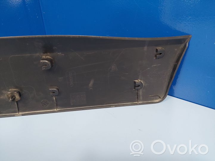 Opel Crossland X Takaoven lista (muoto) 13482101