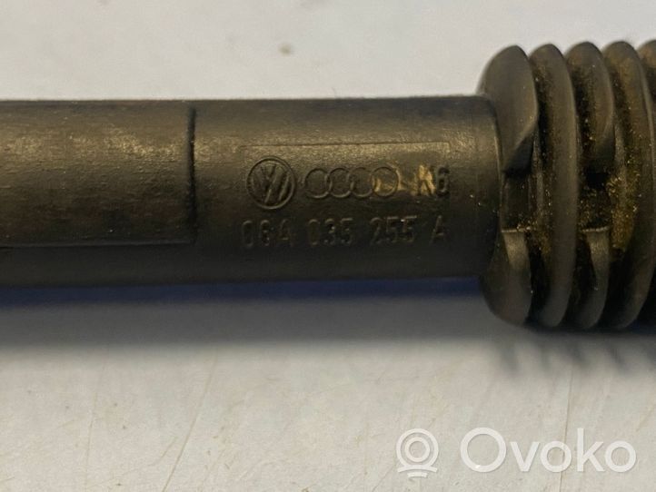 Audi A4 S4 B5 8D Ignition plug leads 06A035255A