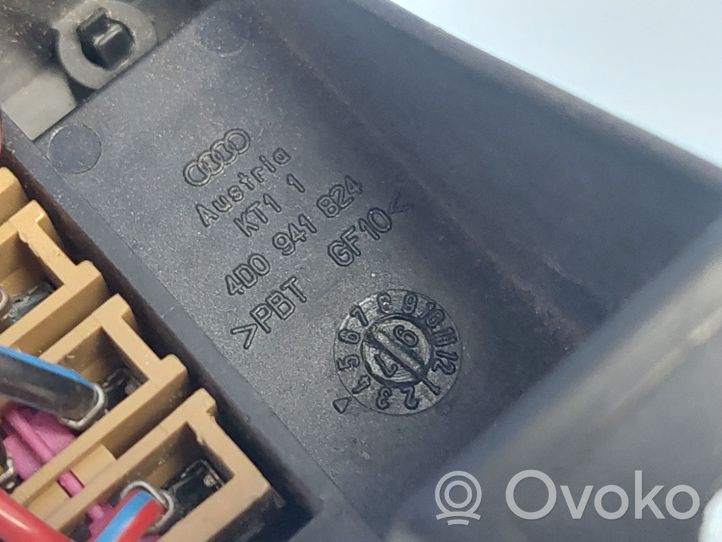 Audi A8 S8 D2 4D Fuse module 4D0941824