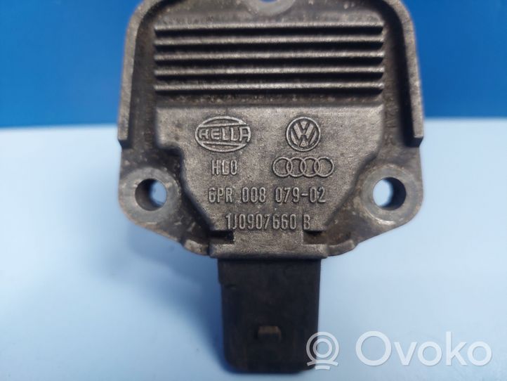 Volkswagen Golf V Czujnik poziomu oleju 1J0907660B