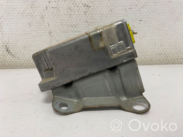 Toyota Yaris Oro pagalvių valdymo blokas 8917052040