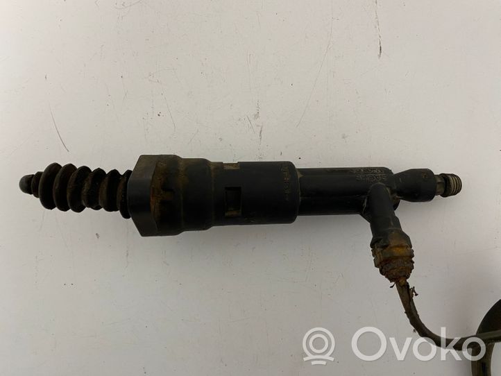 Mitsubishi Colt Główny cylinder sprzęgła A4542570379