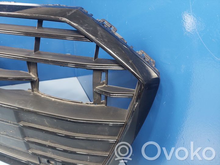 4K0853651 Audi A6 S6 C8 4K Oberes Gitter vorne, 200.00 € | RRR