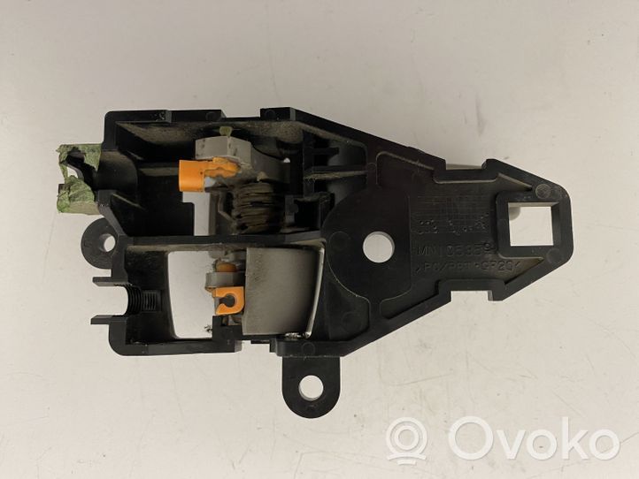 Mitsubishi Grandis Rankenėlė atidarymo vidinė MN105359