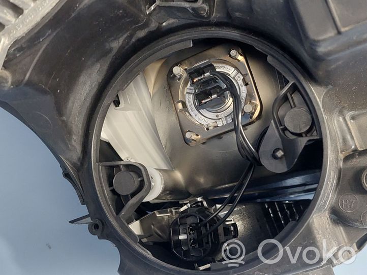 Opel Crossland X Lampa przednia 13467967