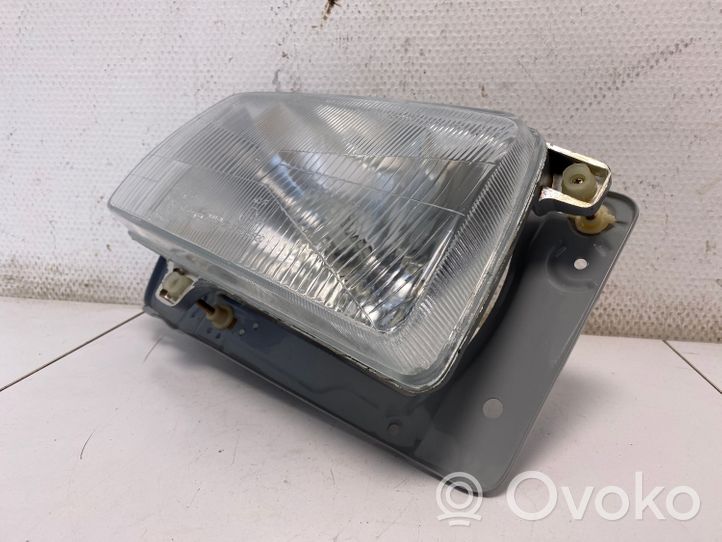 Volkswagen Jetta II Phare frontale 165941006