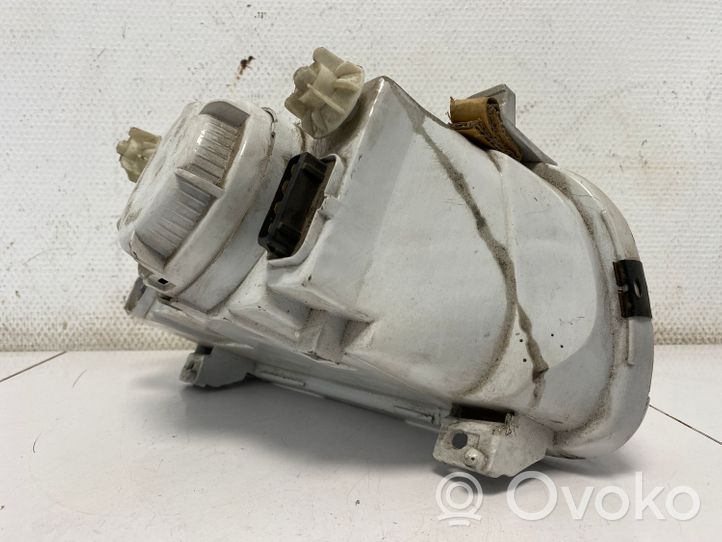 Skoda Felicia II Lampa przednia 301246051