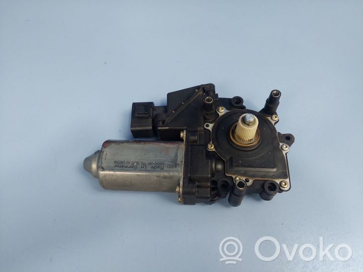 Audi A8 S8 D2 4D Motorino alzacristalli della portiera anteriore 4D0959802G