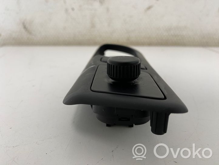 Volkswagen Polo Wing mirror switch 6Q1837247G