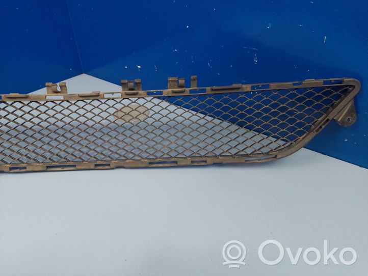 Mercedes-Benz E W212 Grille inférieure de pare-chocs avant A2128850522