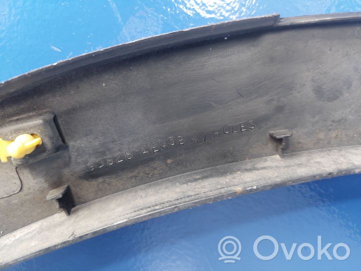 Nissan Qashqai Rivestimento passaruota posteriore 938284EA0A