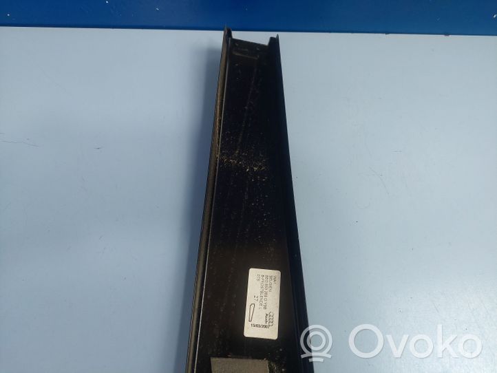 Audi A4 S4 B7 8E 8H Front door glass trim molding 8E0853289D