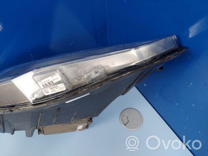 Tesla Model S Faro/fanale 105357900