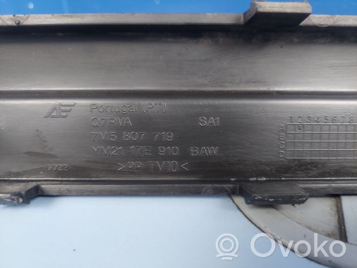 Ford Galaxy Modanatura separatore del paraurti anteriore 7M5807719