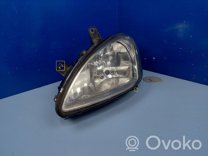 Mercedes-Benz Vito Viano W639 Lampa przednia 20A464052B