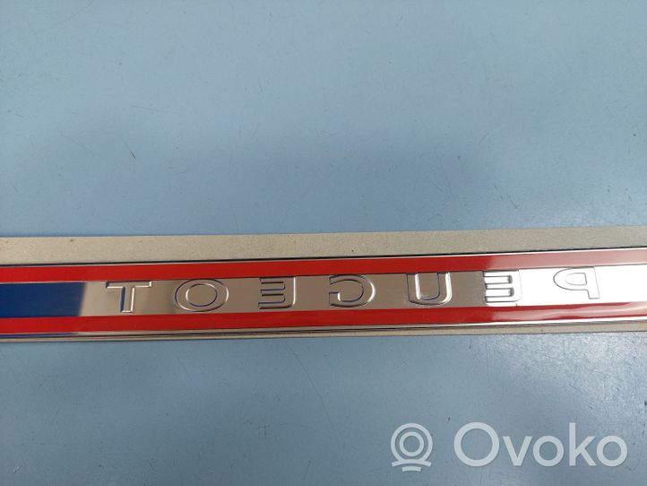 Peugeot 208 Takaoven tunnus/mallikirjaimet 9835351780