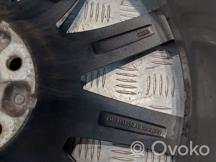 Audi Q7 4M R 20 alumīnija - vieglmetāla disks (-i) 4M0601025AD