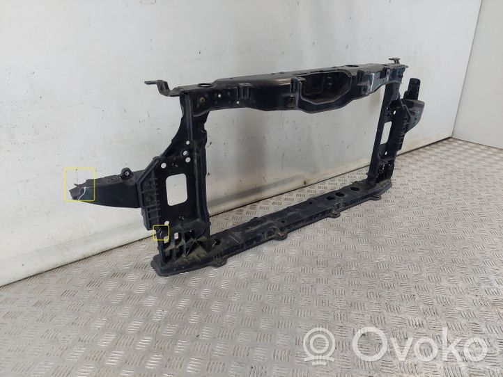 Hyundai i40 Support de radiateur sur cadre face avant 641012Z000