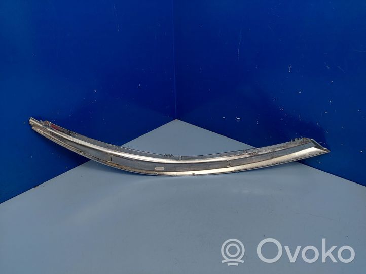 Toyota Corolla E160 E170 Rivestimento sotto il faro/fanale 5318202010