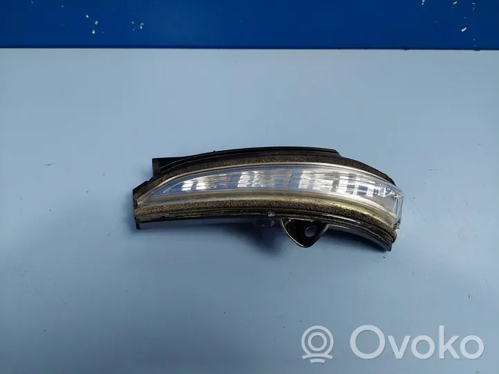 Ford Mondeo MK V Posūkio žibintas veidrodėlyje DS7313B382BA