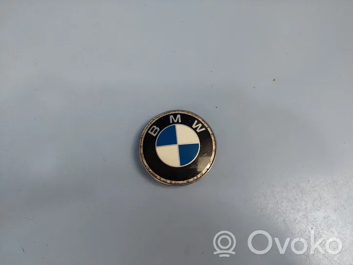 BMW 3 F30 F35 F31 Tarvikepölykapseli 6783536