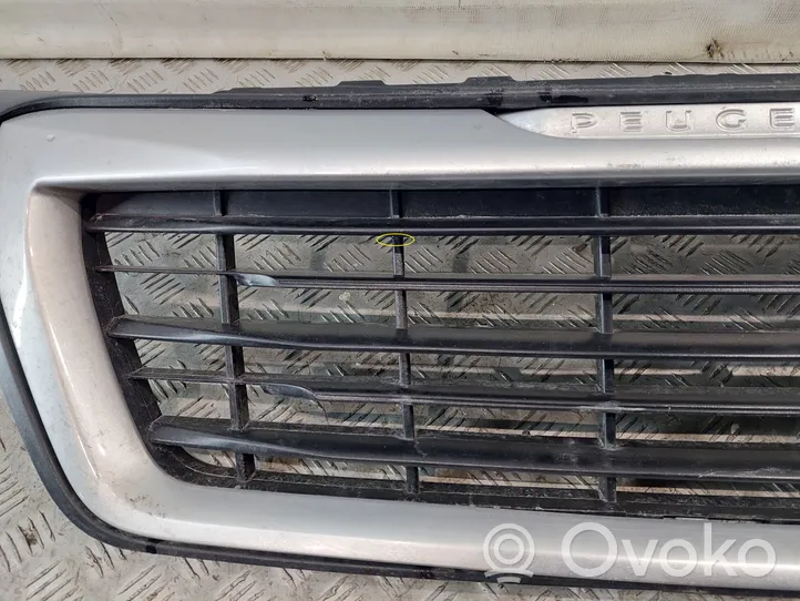 Peugeot Boxer Maskownica / Grill / Atrapa górna chłodnicy 1314847070