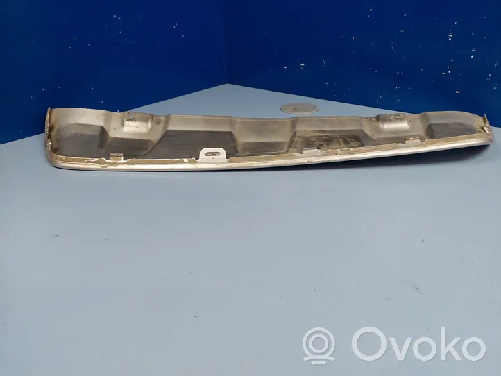 Volvo V40 Rivestimento della parte inferiore del paraurti posteriore 31335362