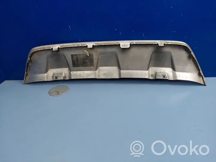 Volvo V40 Moulure inférieure de pare-chocs arrière 31335362