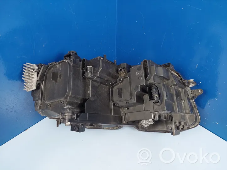 Volkswagen Tiguan Lampa przednia 5NB941081E