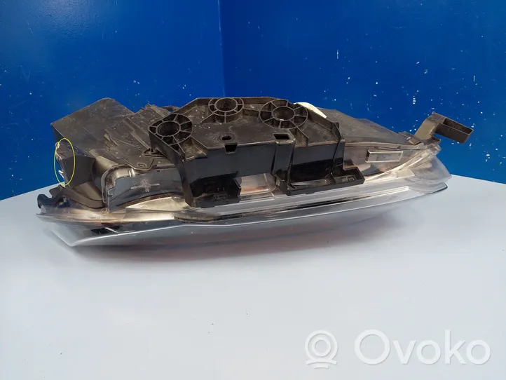 Nissan X-Trail T32 Headlight/headlamp 260606FP8B