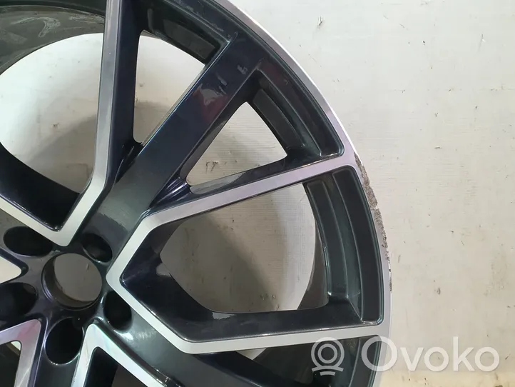 Audi Q8 Обод (ободья) колеса из легкого сплава R 22 4M8601025CP