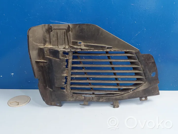 Peugeot 3008 II Grille inférieure de pare-chocs avant AA37938073