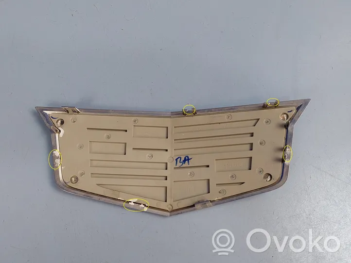 Cadillac Escalade Mostrina con logo/emblema della casa automobilistica 84754506