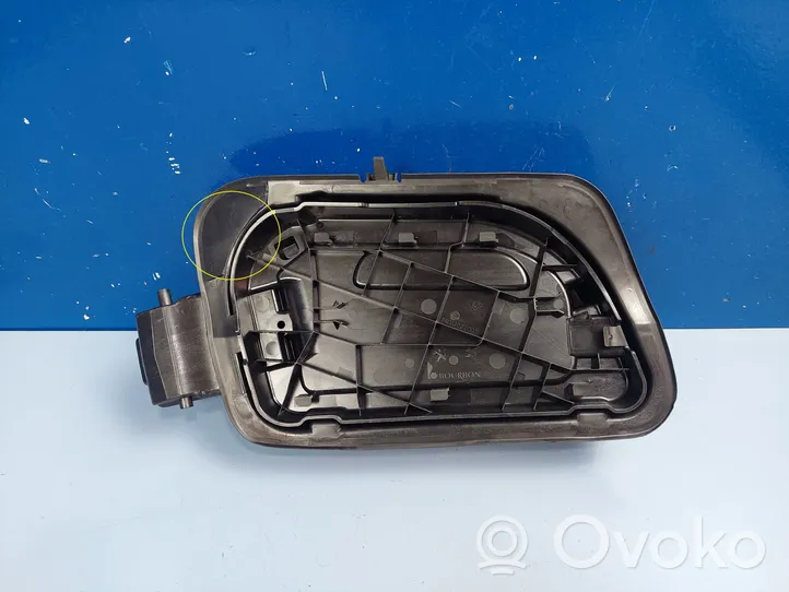 Peugeot 5008 II Sportello del serbatoio del carburante 981244108A