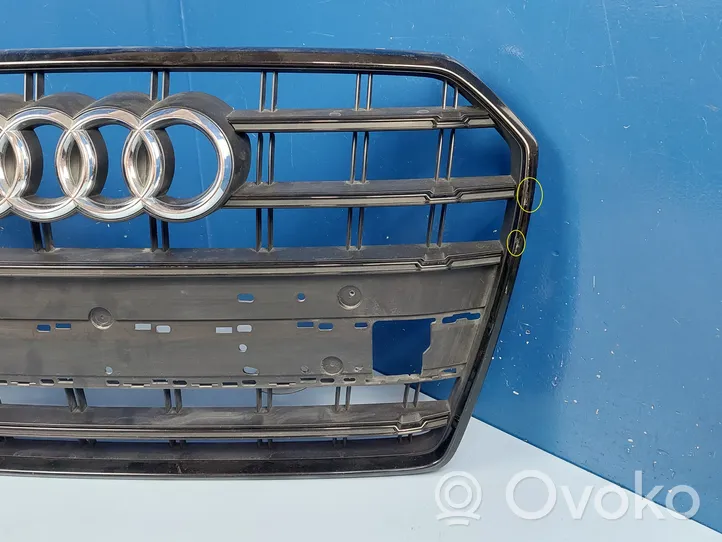 Audi A6 S6 C7 4G Grotelės viršutinės 4G0853651BP